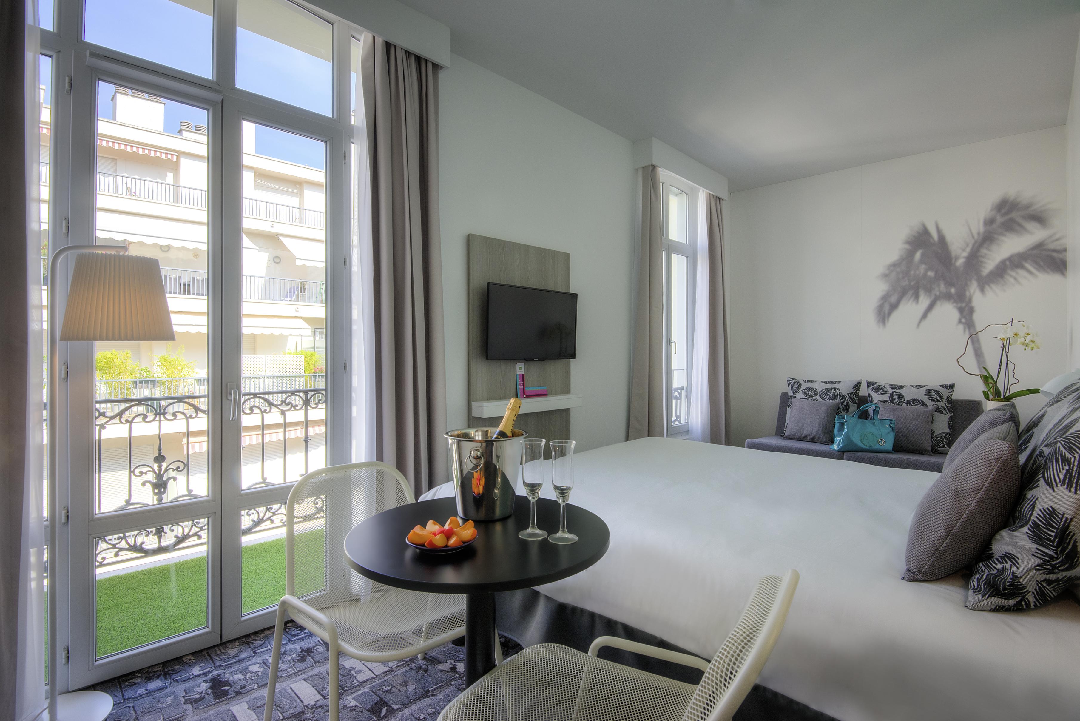 Ibis Styles Centre Gare Hotel 3*